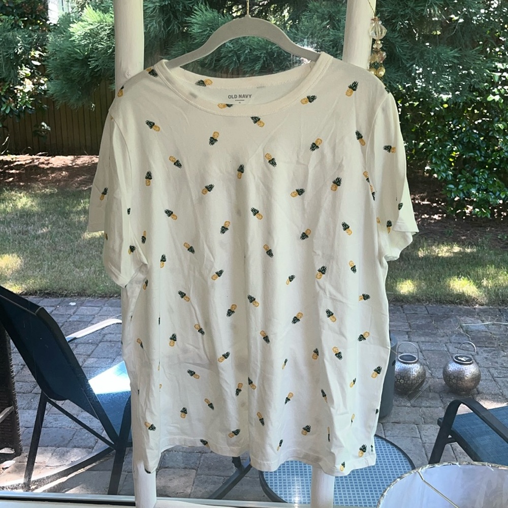 Old Navy Classic White Tee with Pineapple Print